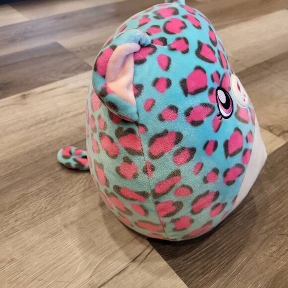 Squishmallows Chelsea the Cheetah Plush Toy Christmas gift - Picture 2 of 7